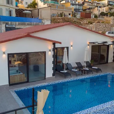 ヴィラ Kuebra カルカン