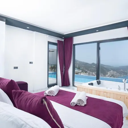 ヴィラ Kuebra カルカン