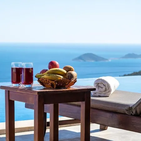 Kuebra * Καλκάν